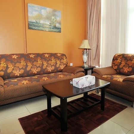 Center Ville Hotel Абу Даби Екстериор снимка