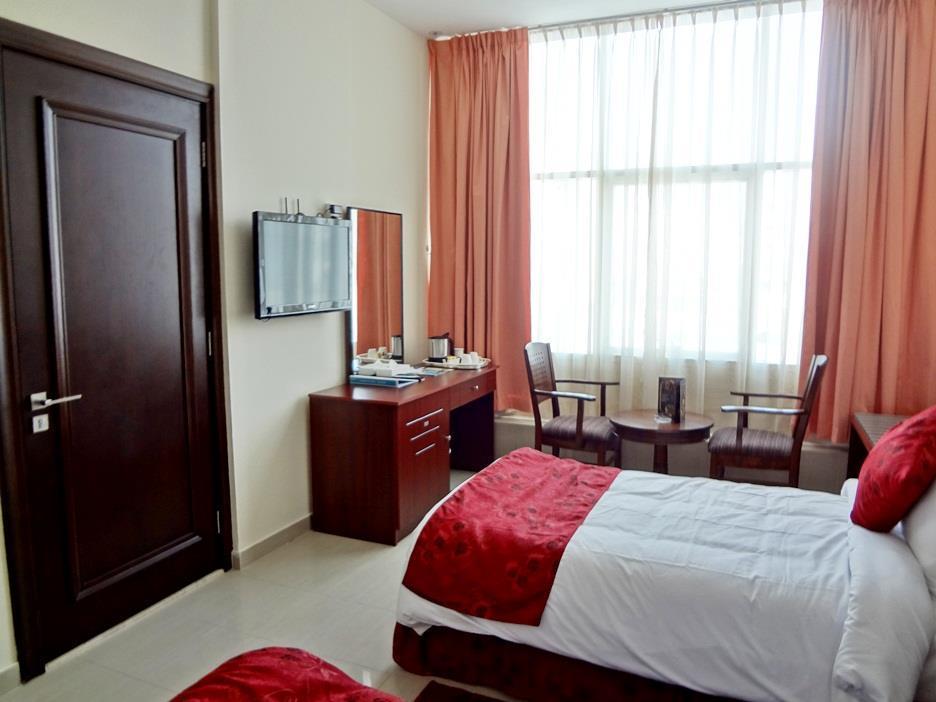 Center Ville Hotel Абу Даби Екстериор снимка