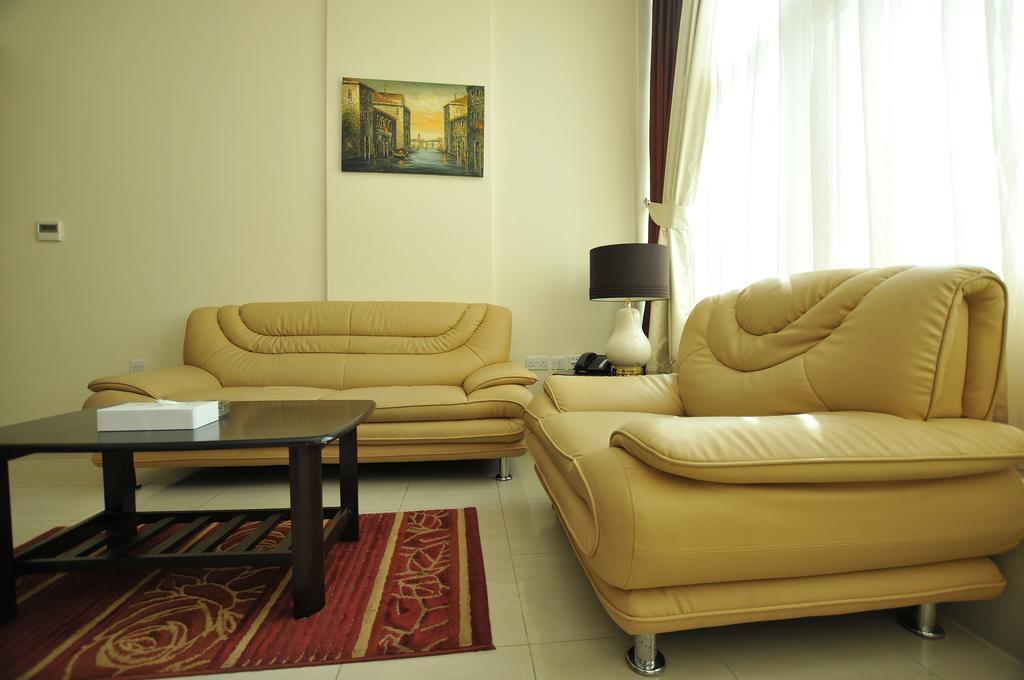 Center Ville Hotel Абу Даби Екстериор снимка